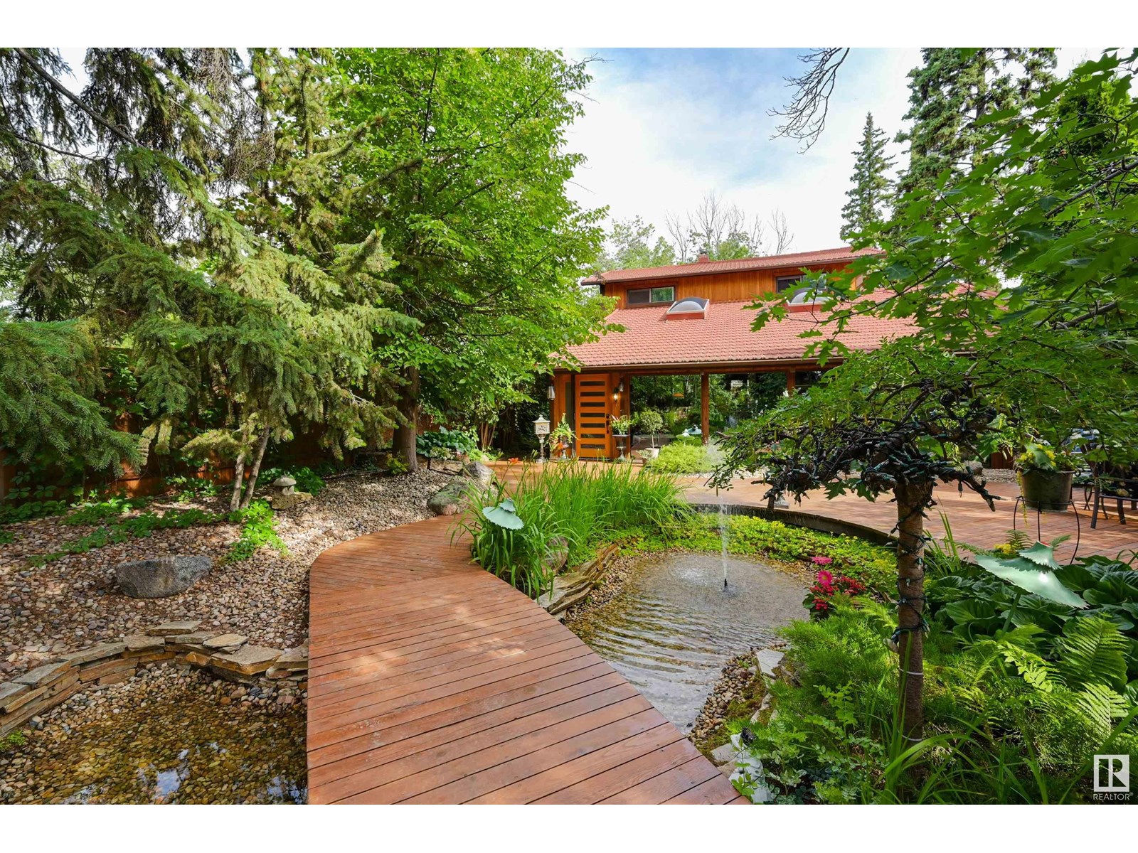 14228 RAVINE DR NW|Edmonton, Alberta T5N3M2