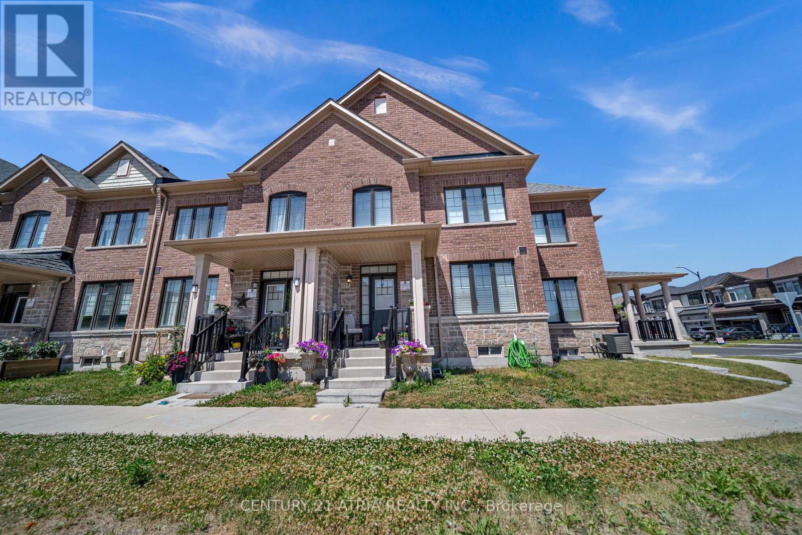 153 CORONATION ROAD|Whitby, Ontario L1P0H5