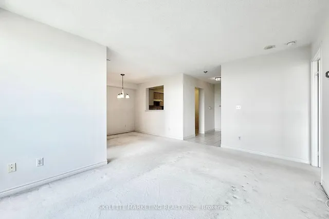Additional image 10 of 5039 Finch Ave Unit 1109