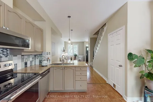 Additional image 10 of 99 Goodwood Park Crt Unit 12
