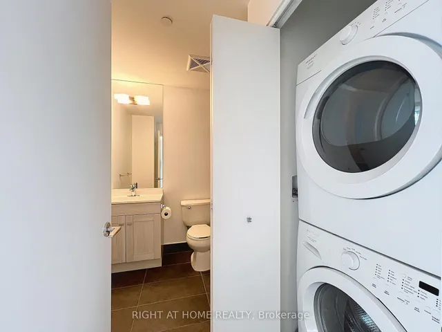 Additional image 17 of 150 East Liberty St Unit 2804