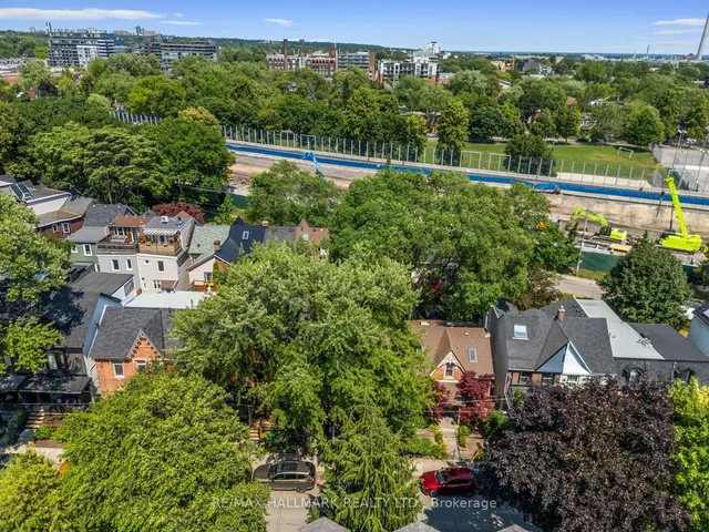 Additional image 29 of 69 De Grassi St