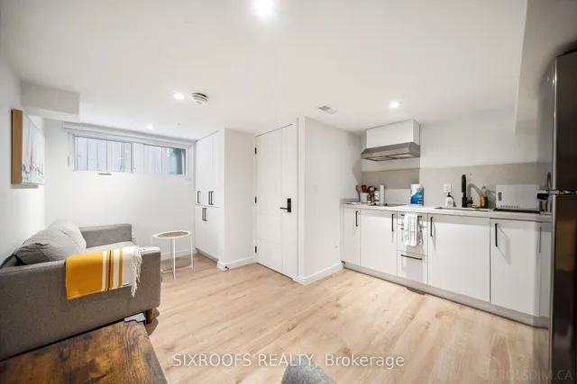 Additional image 32 of 41 Dunkirk Rd