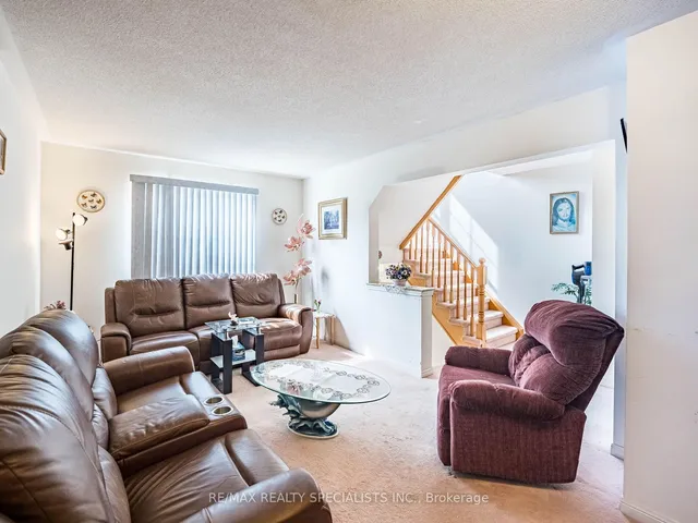 Additional image 9 of 5980 Whitehorn Ave Unit 117