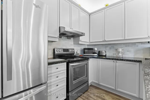 Additional image 11 of 17 Bushberry Rd