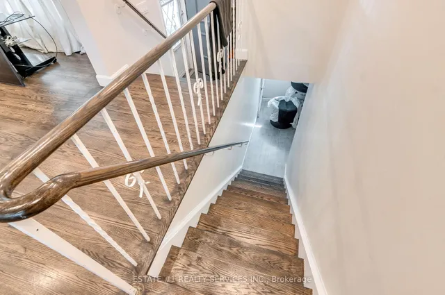 Additional image 21 of 9 Dowling Cres