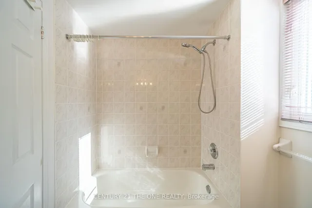 Additional image 21 of 28 Rosebank Dr Unit 1102
