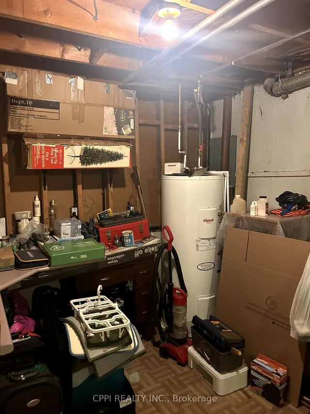 Additional image 13 of 69 Godstone Rd Unit 110