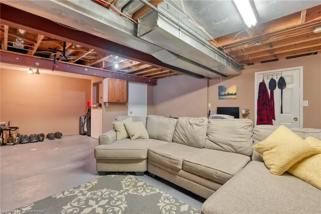 Additional image 24 of 13 Loneoak Cres