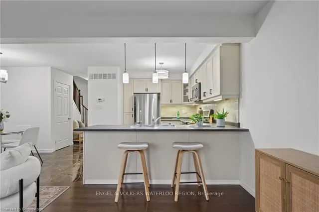 Additional image 10 of 6 Upper Mercer St Unit D16