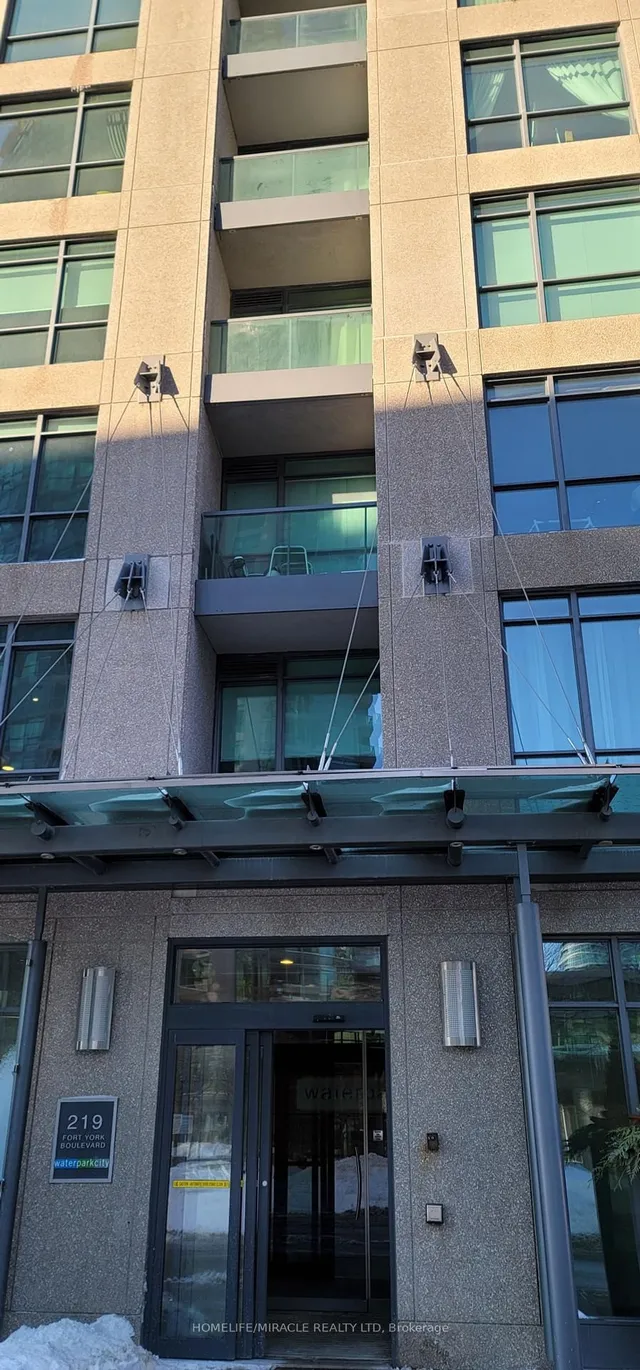 Additional image 4 of 219 Fort York Blvd Unit 2412