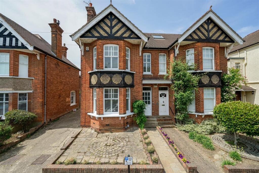 Additional image 33 of Blenheim Road, St. Albans