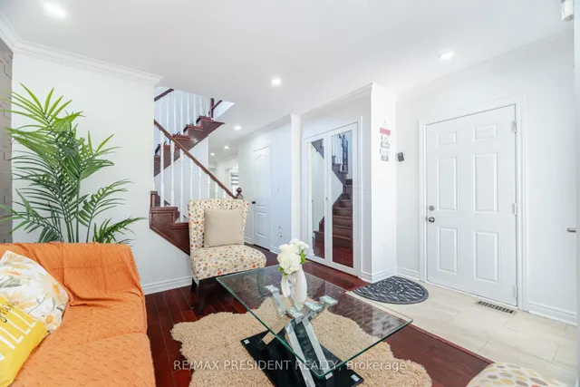 Additional image 9 of 58 Frontenac Cres