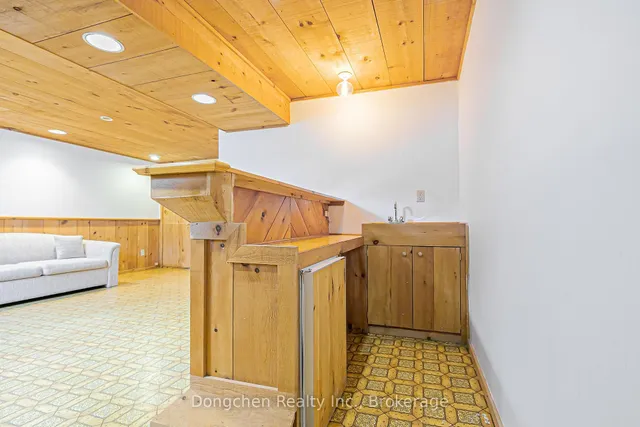 Additional image 49 of 94 Mossbrook Cres