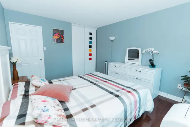 Additional image 20 of 1030 Falgarwood Dr Unit 56