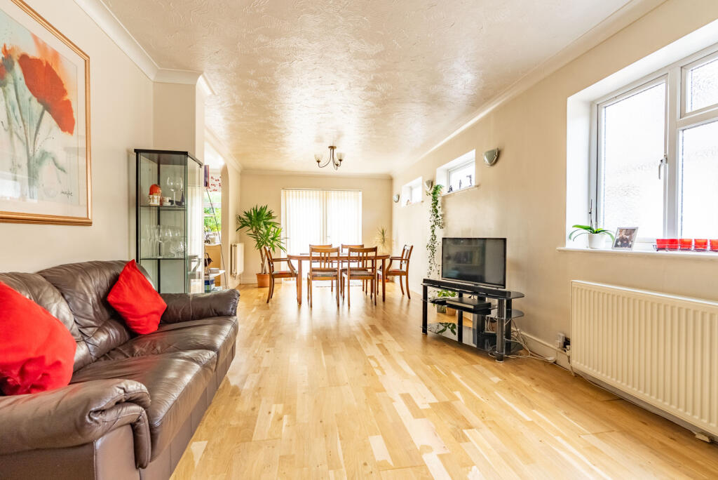 Additional image 6 of Oakwood Drive, St. Albans, Hertfordshire, AL4