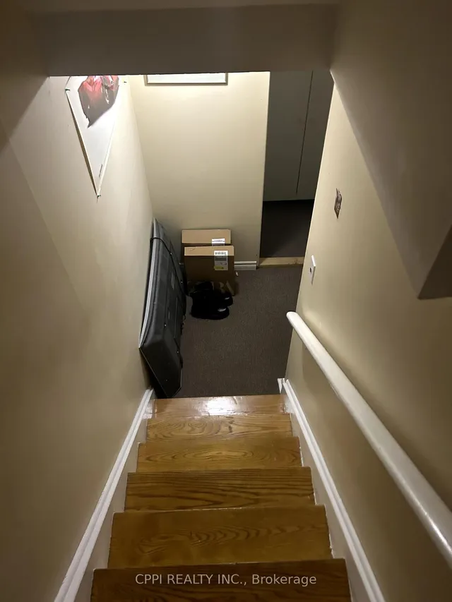 Additional image 10 of 69 Godstone Rd Unit 110