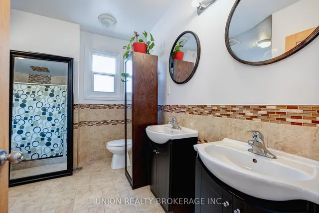 Additional image 19 of 301 Victoria Park Ave