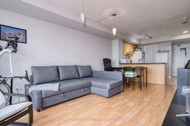 Additional image 8 of 650 Queens Quay Unit 1709