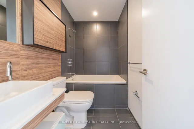 Additional image 16 of 75 St Nicholas St Unit 302