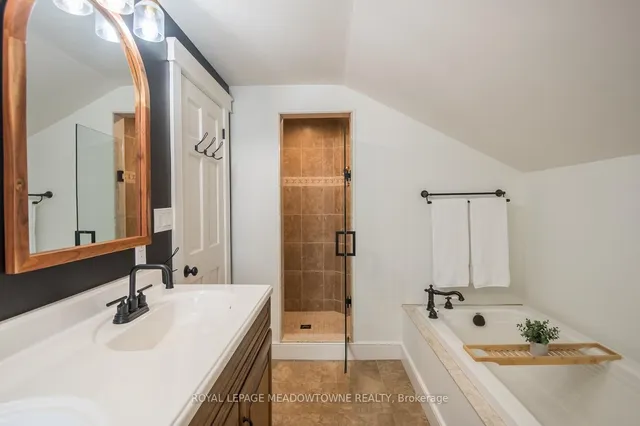 Additional image 30 of 10761 Guelph Line