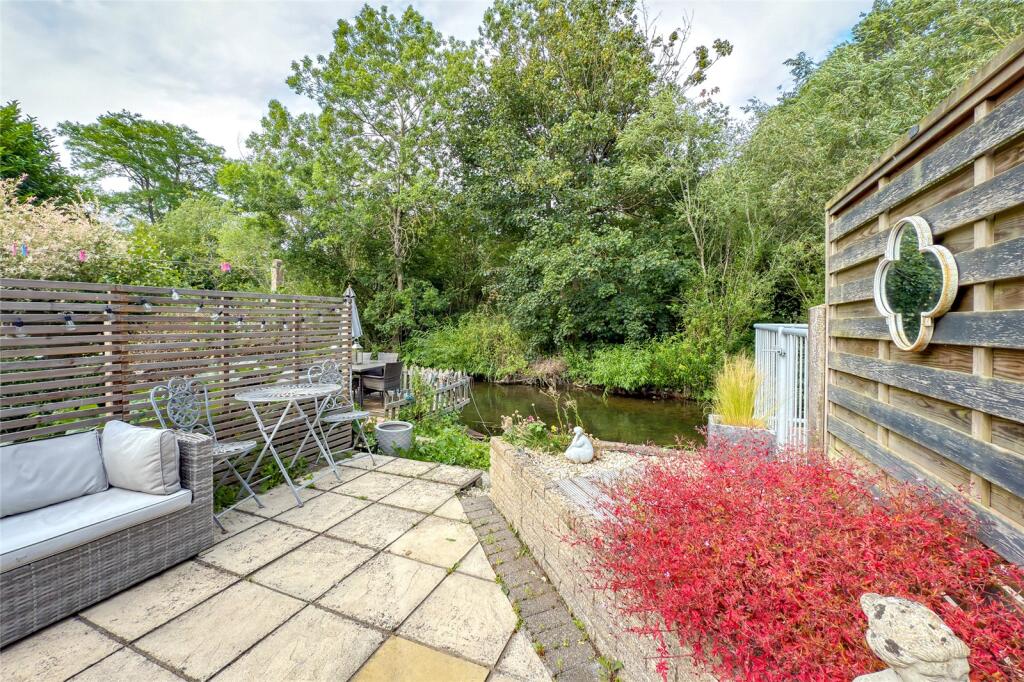 Additional image 10 of The Beeches, Park Street, St. Albans, Hertfordshire, AL2