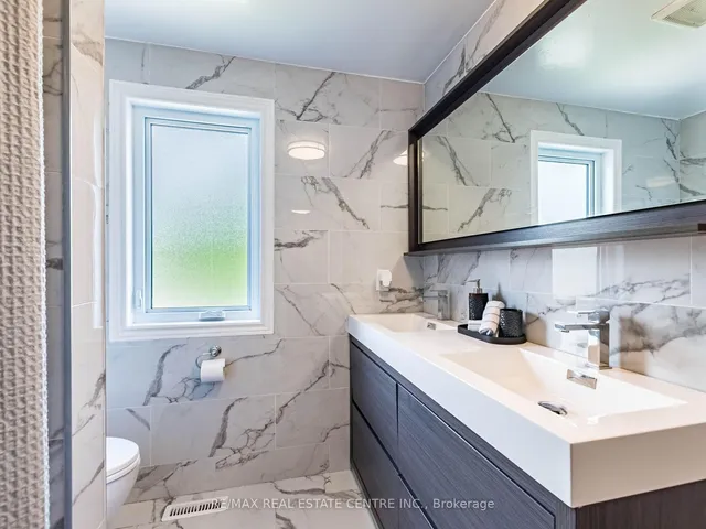 Additional image 39 of 52 Mozart Cres
