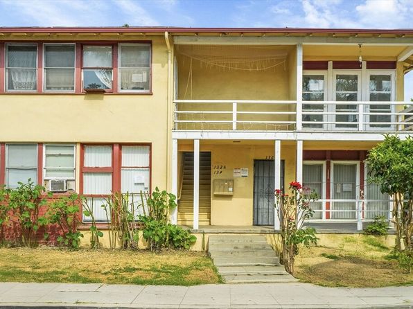 132 S Edgemont St, Los Angeles, CA 90004