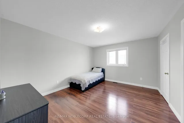 Additional image 29 of 48 Monabelle Cres