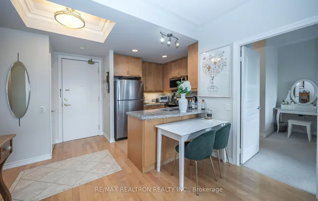 Additional image 17 of 1 Glen Park Ave Unit 605