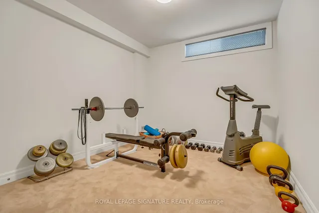 Additional image 42 of 20 Hurlingham Cres