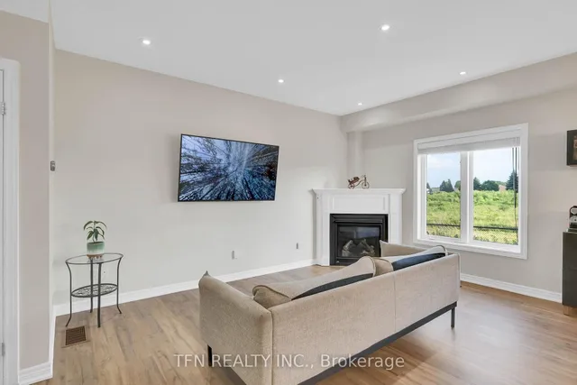 Additional image 9 of 73 Medici Lane Unit 5