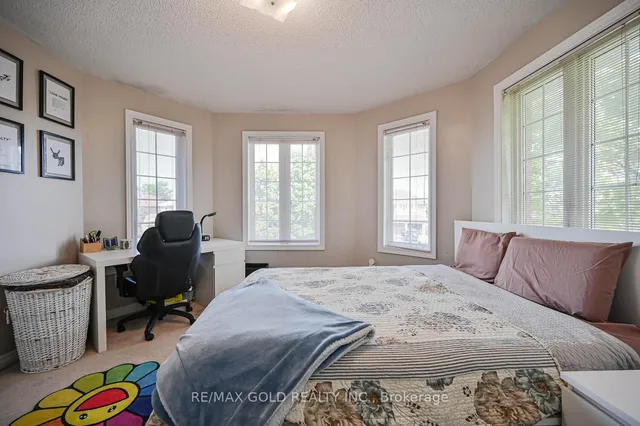 Additional image 31 of 59 Deerglen Dr