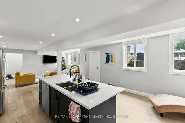 Additional image 24 of 87 Owen Pl