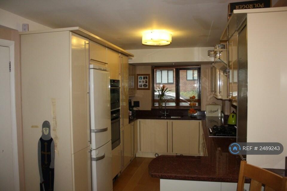 Additional image 4 of Ramsey Lodge Court, St. Albans, AL1