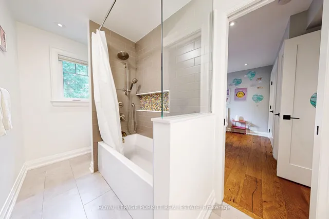 Additional image 26 of 10 Thirty First St