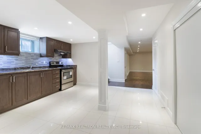 Additional image 39 of 44 Caracas Rd