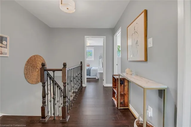 Additional image 20 of 1550 Newlands Cres Unit 11