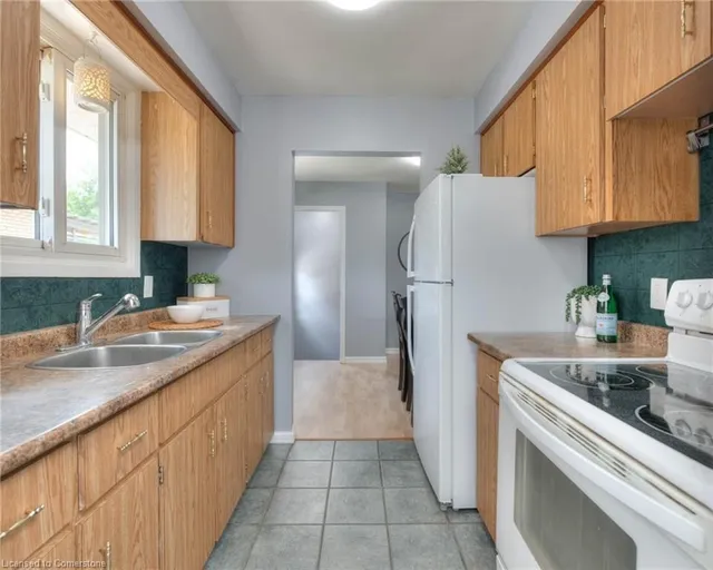 Additional image 12 of 82 Arrowhead Cres