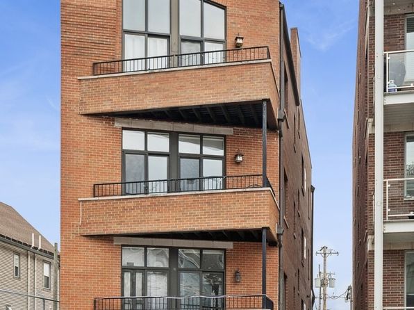 2438 N Clybourn Ave #2, Chicago, IL 60618