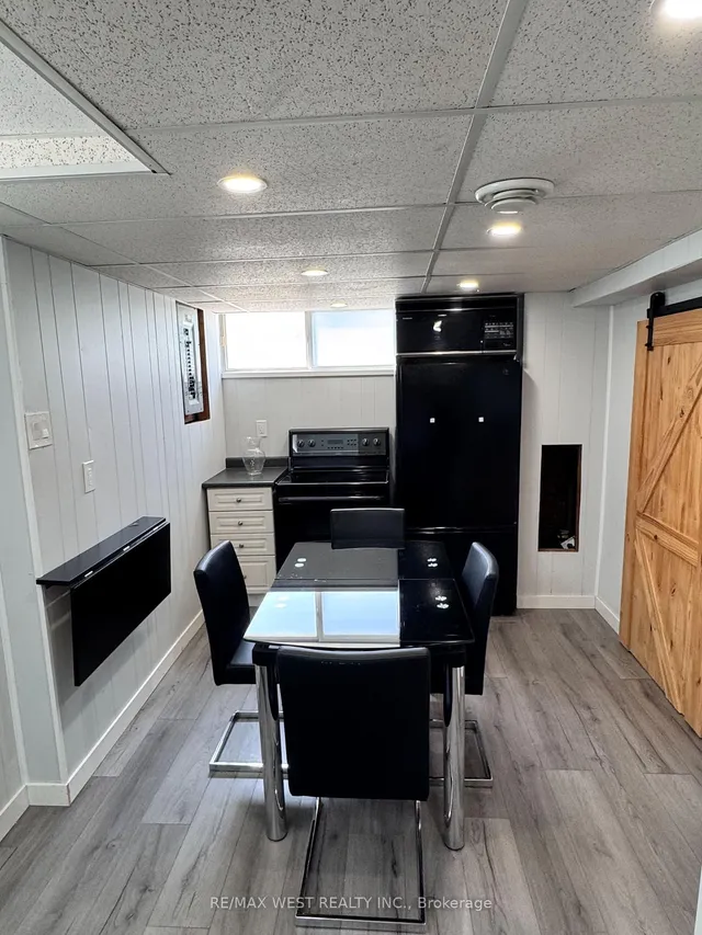 Additional image 27 of 100 Spenvalley Dr