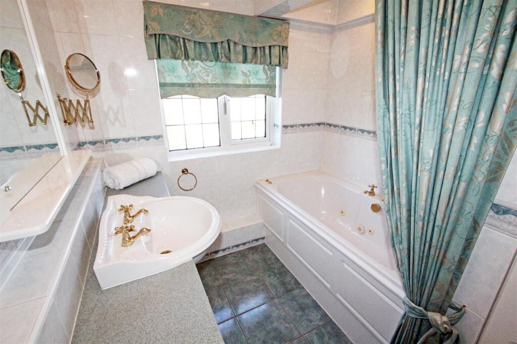 Additional image 26 of Brookmans Avenue, Brookmans Park, Hatfield