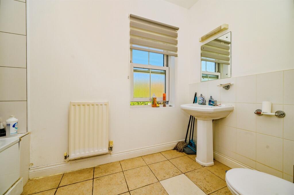 Additional image 14 of Salisbury Hall Drive, Hatfield