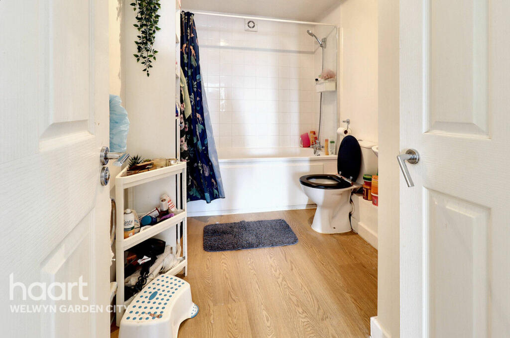 Additional image 12 of Town Centre, Hatfield