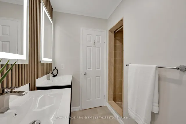 Additional image 26 of 1062 Glenbrook Ave