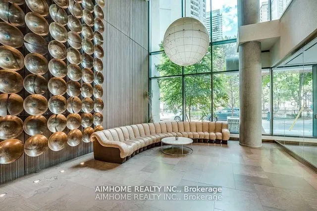 Additional image 3 of 75 St Nicholas St Unit #1606