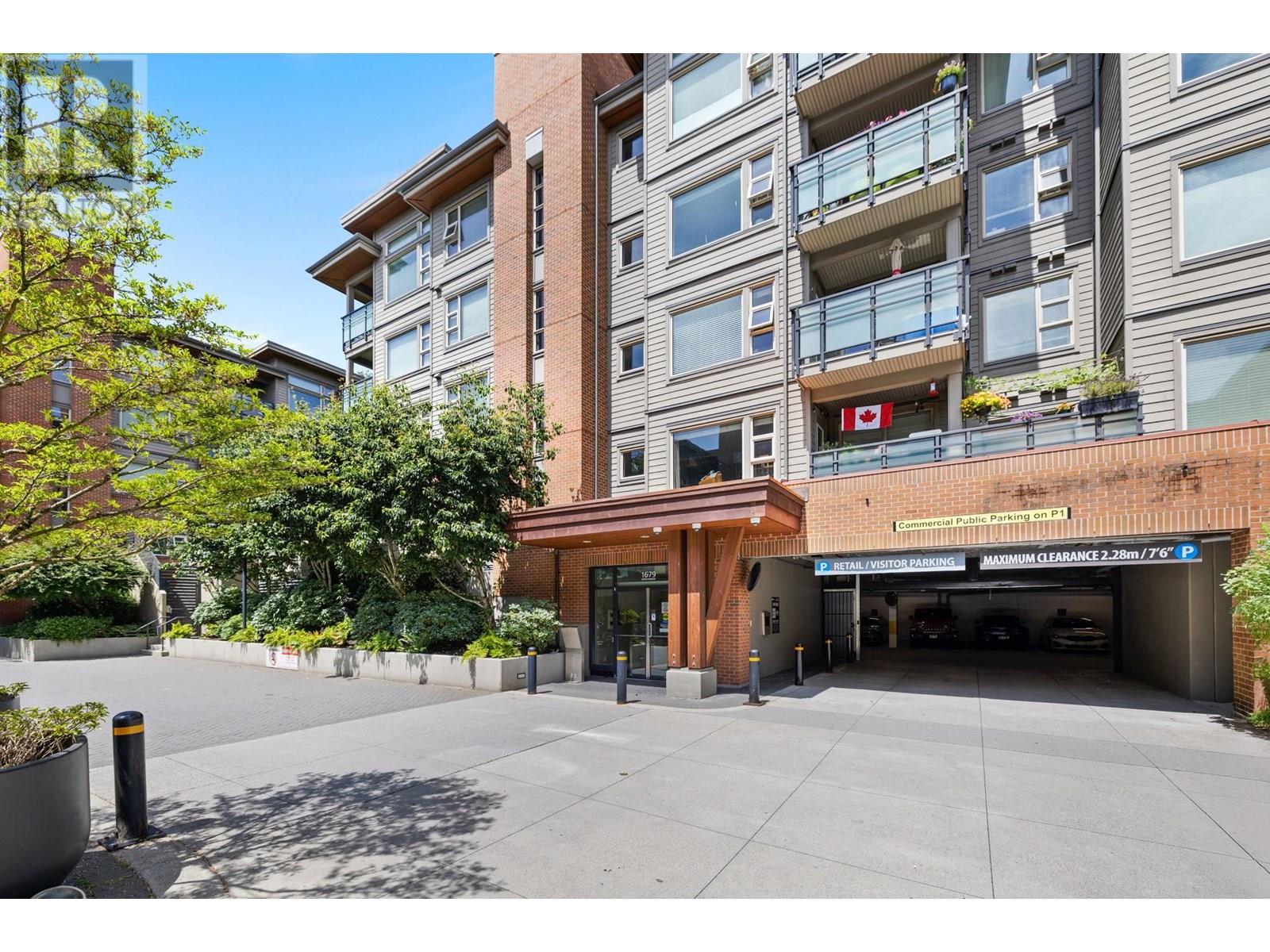 412 1679 LLOYD AVENUE|North Vancouver, British Columbia V7P0A9