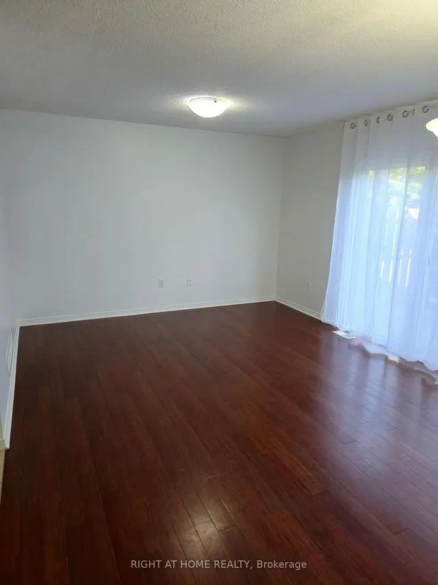 Additional image 5 of 40 Fallowfield Dr