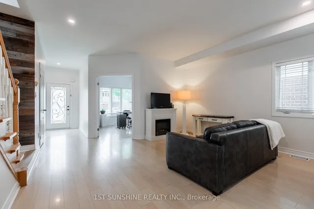 Additional image 9 of 233 SPRINGVALLEY Cres