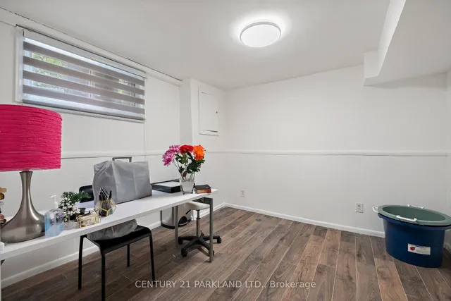 Additional image 29 of 87 Bonacres Ave